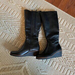 Aerosoles Binocular Black Vegan Leather Knee-High Wedge Boots – Women’s 6.5